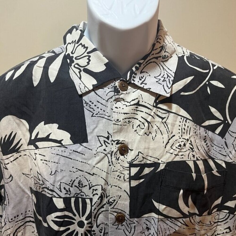 🌴 Tommy Bahama Men’s Silk Hawaiian Camp Shirt Black Gray Tropical Print Size L 🌴 - Picture 2 of 6